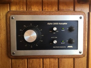 AMS Alpha 3000 autopilot control unit